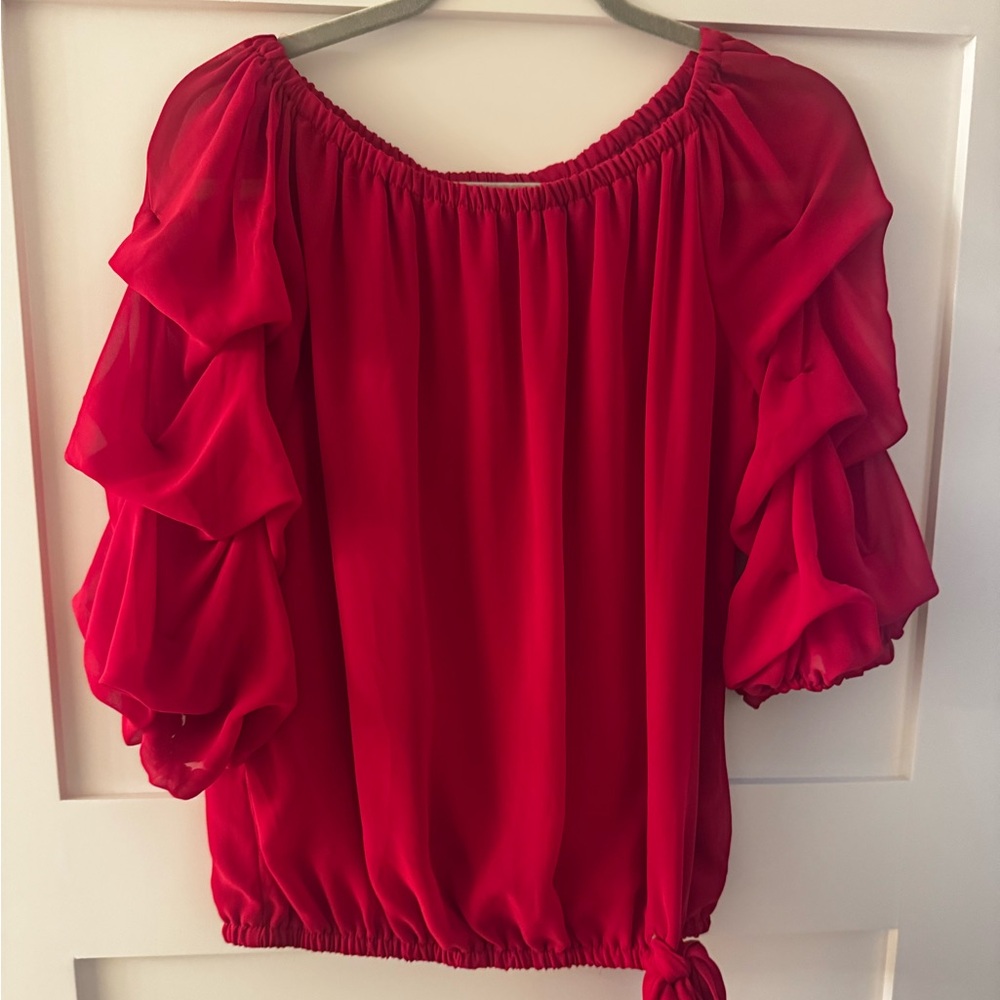 CeCe Scarlet Top